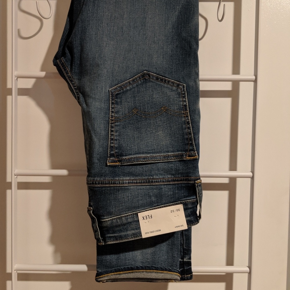 NWT American Eagle Skinny Denim Jean 30/32